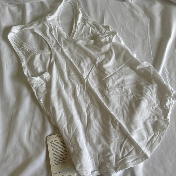🆕🤍 Lululemon Love Tank II - White - Picture 6 of 9